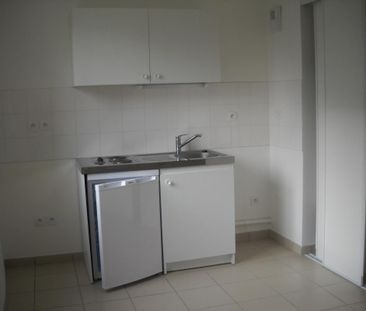 Location Appartement 2 pièces 38m² LA CHAPELLE SUR ERDRE 44240 - Photo 2