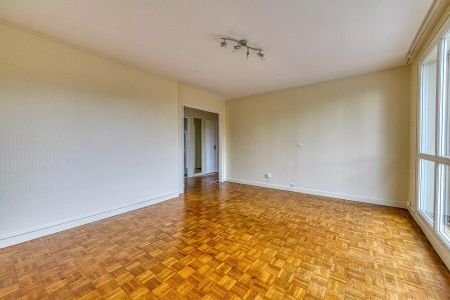 location Appartement T3 DE 71.4m² À COMPIEGNE - Photo 2