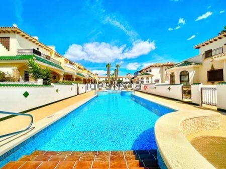 Alquiler de chalet adosado en Avenida de Málaga, 20 - Photo 2