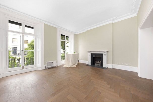 Hereford Road, W2 - Photo 1