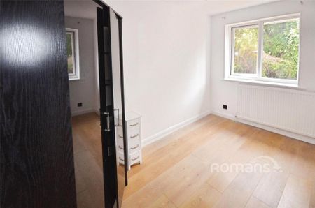 3 bedroom terraced house to rent - Photo 5