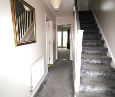 2 bedroom terraced house to rent - Photo 4