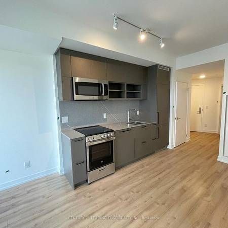 1+1 bed & 1 Bath - Liberty Market Tower Condos - Photo 4