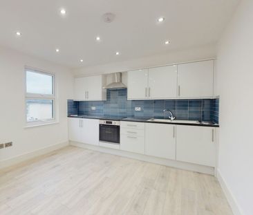 Flat to rent on - Photo 4