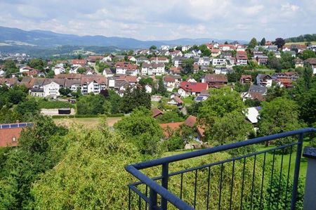 Gemütlich wohnen auf 71 m² mit 3 Zimmern, Balkon u. Stellplatz in Schopfheim-Wiechs - Foto 3