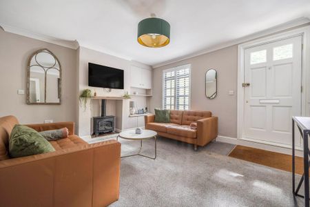 3 bedroom terraced house to rent - Photo 2