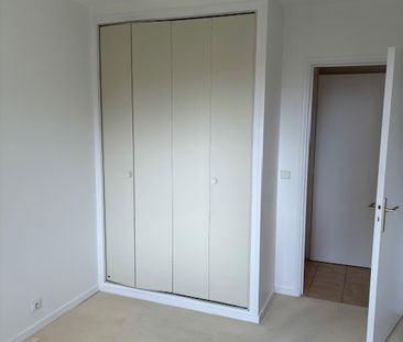 Location Appartement 3 pièces 62m² ST MAUR DES FOSSES 94100 - Photo 2