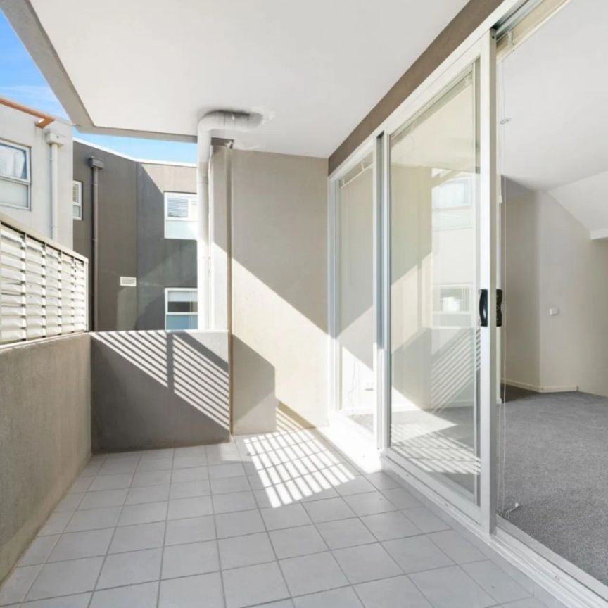 Unit 11/220 Elgin Street, Carlton. - Photo 1