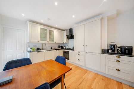 2 bedroom maisonette to rent - Photo 4