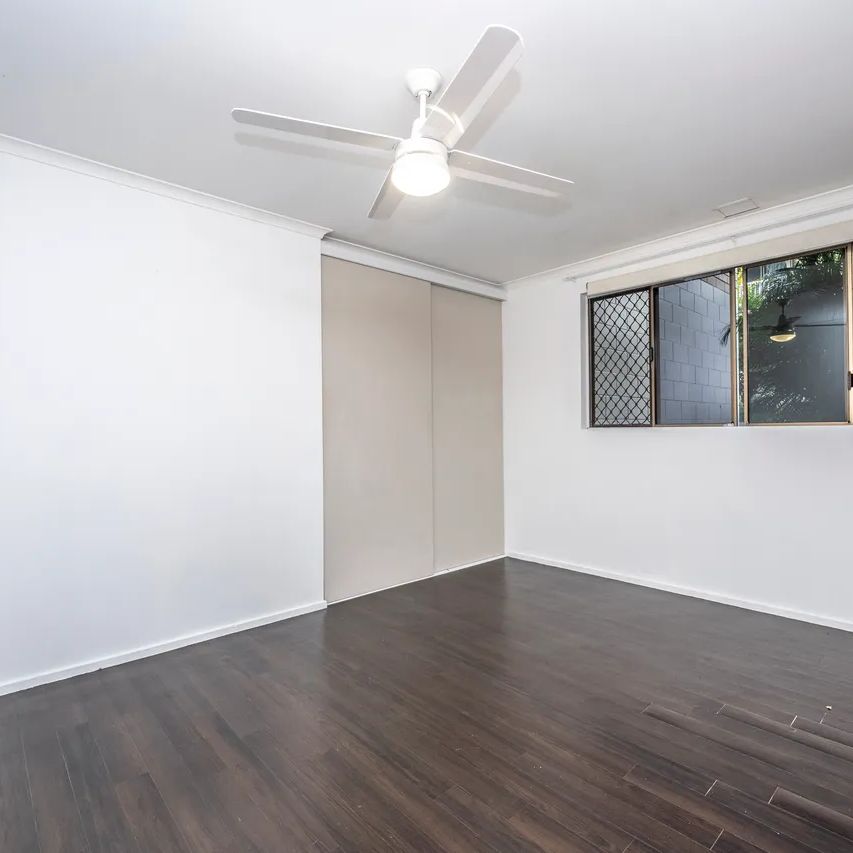 2/330 Stanley St, Townsville City QLD 4810 - House For Rent | Domain - Photo 1