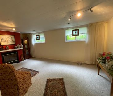For Lease - 114 Steel Street, Barrie, Ontario - Photo 3