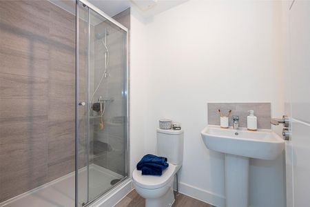 3 bedroom detached house to rent - Photo 3