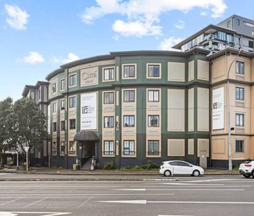 Fully Furnished Stylish 1-Bedroom Apartment! - Photo 2