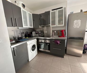 Location appartement 2 pièces 42.75 m2 à Tours - Photo 2
