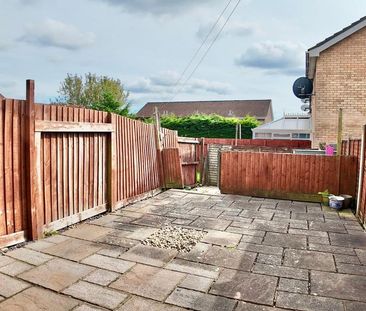 2 bedroom terraced house to rent - Photo 4