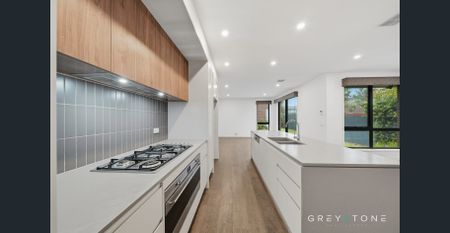 For Lease - Aintree - Photo 3