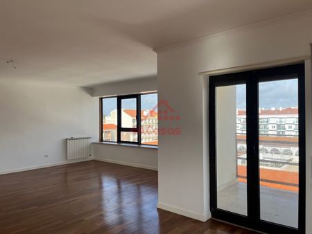Apartamento T5 em Lisboa - Photo 3