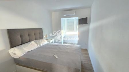Piso en alquiler en Calle de San Valentín - Photo 2