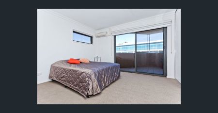 12/2 Agnew Way, Subiaco, WA 6008 - Photo 5