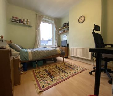 Mackintosh Place, Roath - Photo 5