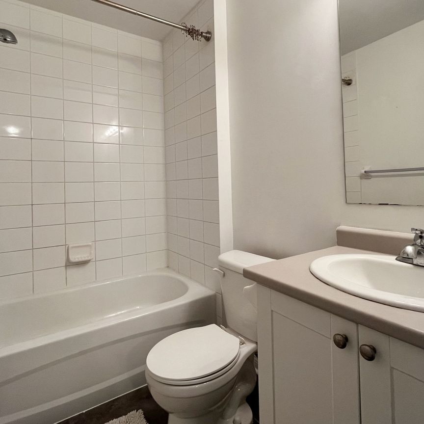 For Lease - 2891 Rio Court Unit# 10, Mississauga, Ontario - Photo 1