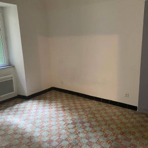 Location appartement ancien 3 pièces 59.9 m² à Berrias-et-Casteljau (07460) - Photo 2