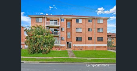 Comfortable and modern two-bedroom home - Photo 4