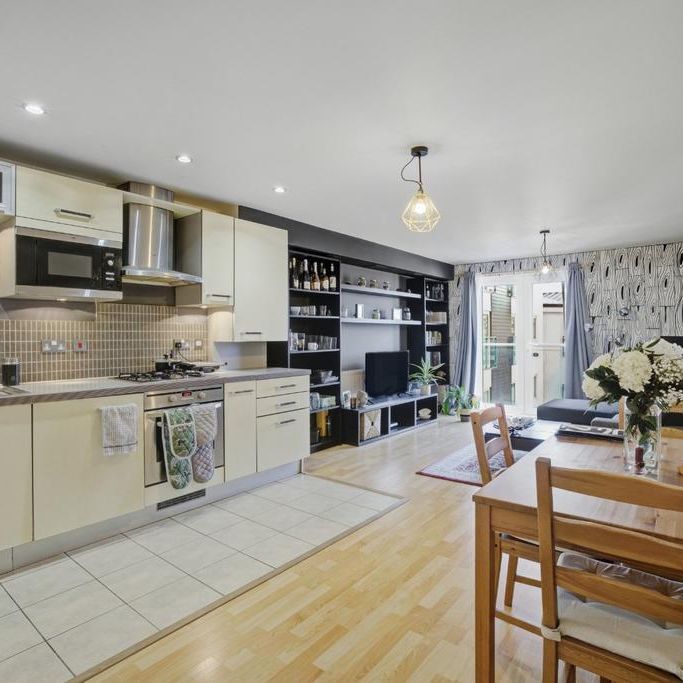 1 bedroom flat to rent - Photo 1