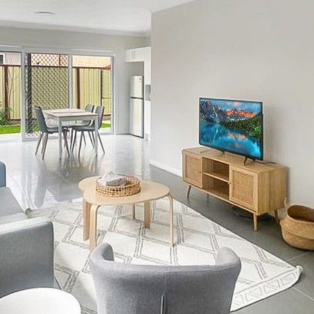 Gorgeous 4 bedroom townhouse for lease ! - Photo 1