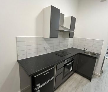 Studio Flat, Sir Thomas Street, L1 - Photo 1