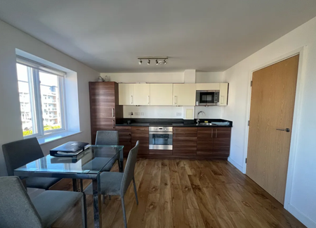 Park Lodge Avenue, West Drayton, UB7 9FL - Photo 5