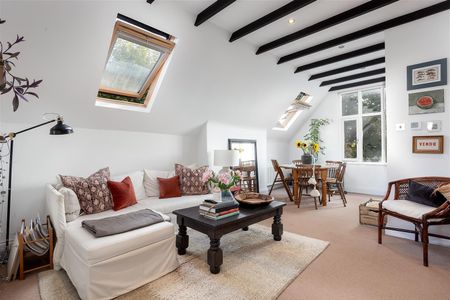 Canfield Gardens, South Hampstead, London - Photo 2