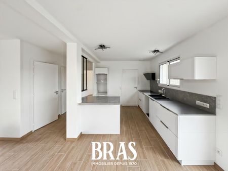 Location Maison 4 pièces 96m² GUERANDE 44350 - Photo 2