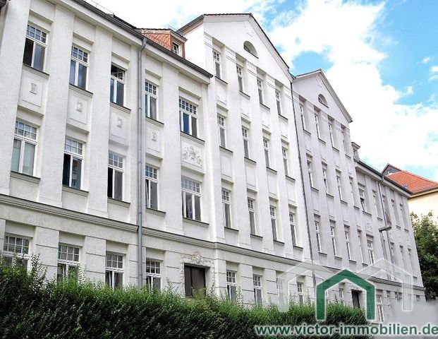** Renovierte 2-Zimmer-Whg. mit Balkon und Tageslichtbad ** - Foto 1