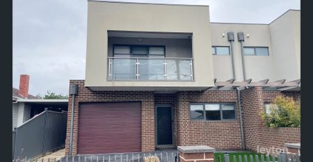 3 BR plus study - Photo 5