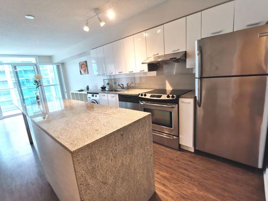 For Lease - 15 Singer Court Unit# 915, Toronto, Ontario - Photo 1