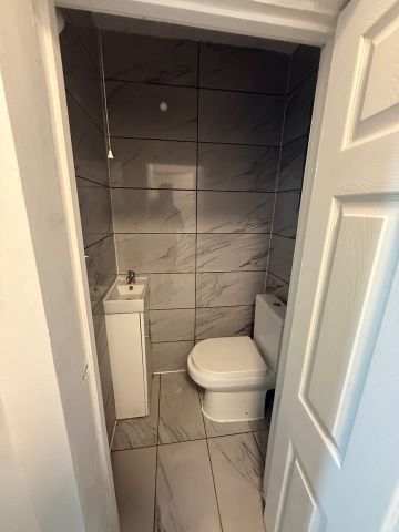 2 Bed Terraced House, Cecil Road, HA3 - Photo 4