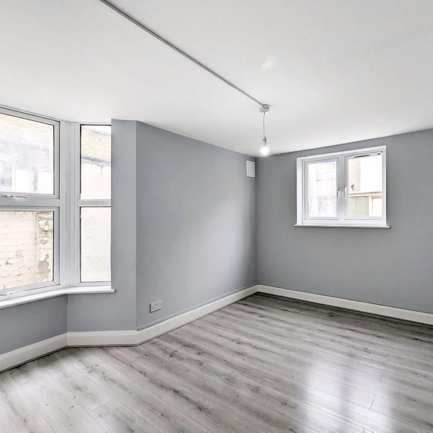 1 Bed Flat, Evesham Road, E15 - Photo 1