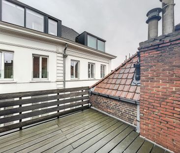 Charmant bemeubeld appartement met groot zongericht terras - Foto 1