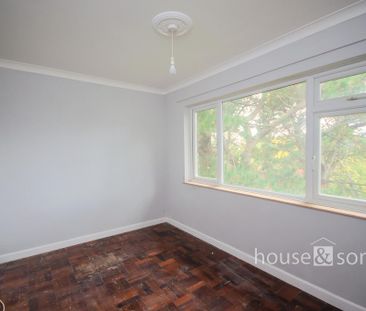 BH10, Redhill Drive Bournemouth, Redhill Drive
                    ... - Photo 1