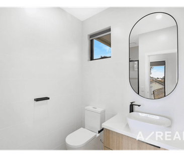 Modern Living in the Heart of Heidelberg West - Photo 6