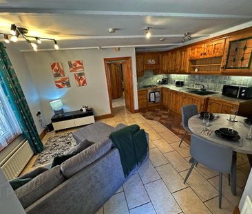 Apartment For Rent, 20b Malone Coach House, Belfast, BT9 6ER - Photo 1