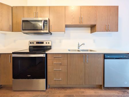 For Lease - 107 Cheryl Avenue, North Perth, Ontario - Photo 5