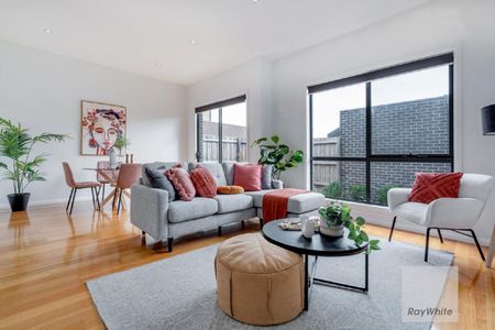 Charming 3-Bedroom Townhouse in Westmeadows - Photo 3