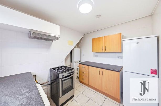 3 bedroom apartment to rent - Photo 1