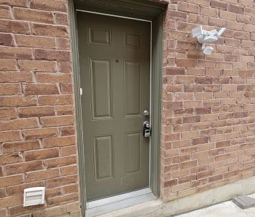 42 Loftsmoor Drive #basement - Photo 4