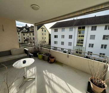 Grosszügige, helle Wohnung an ruhiger Lage - Photo 1