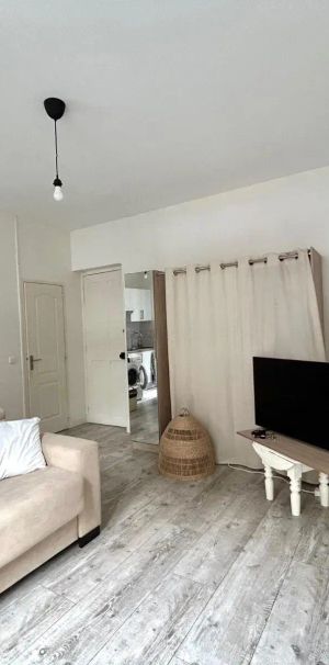 Appartement à louer 1 pièce 22.7m² - Photo 1