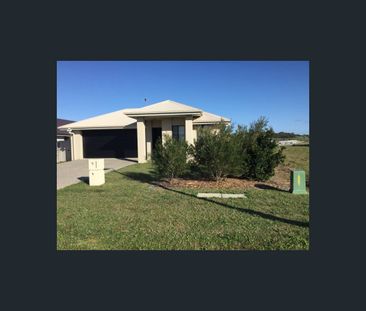 67 Village Circuit, Eimeo, Qld 4740 - Photo 4