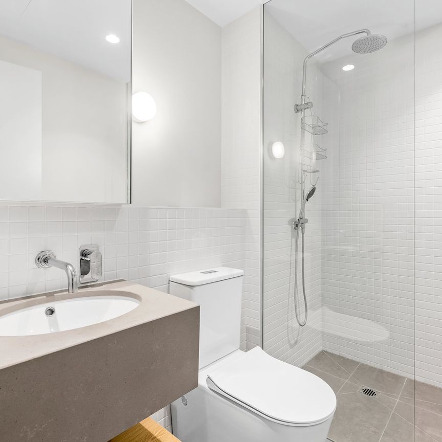 Thinking of selling? Contact our agent - Photo 1